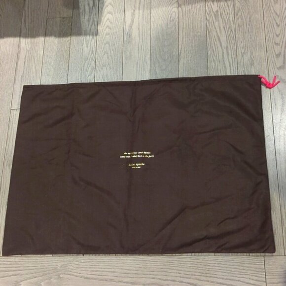 Kate Spade Chocolate Brown Gold embossed lettering Dust Laundry -XL 27x19 New - Picture 1 of 5